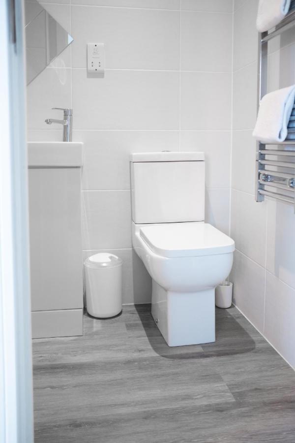 Modern One Bedroom Apartment In Town Centre & 4 Min To The Beach Bournemouth Zewnętrze zdjęcie